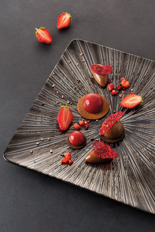 Gravity Teller 26x26cm quadratisch